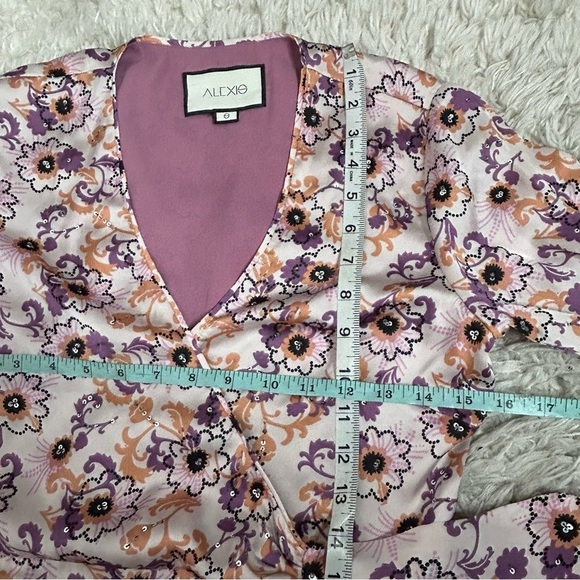 ALEXIS Kari Floral Long-Sleeve Mini Wrap Dress - Picture 15 of 16